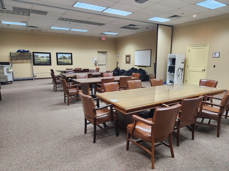 More Photos Of 509 S Van Buren Rd, Eden Medical For Sale