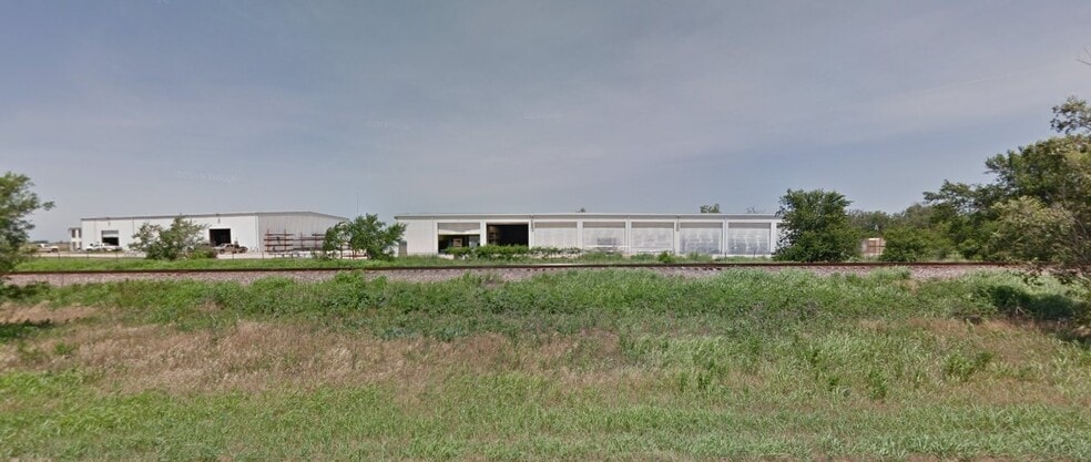 More Photos Of 45021 County Street 2700, Cyril Industrial For Sale