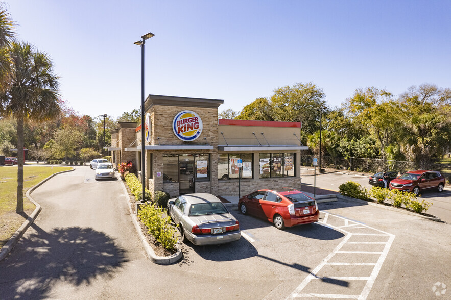 Primary Photo Of 3212 US Highway 98 N, Lakeland Fast Food For Sale