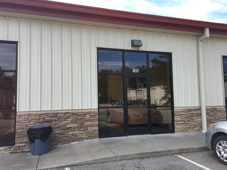 More Photos Of 3201 Northside Dr, Raleigh Flex For Lease