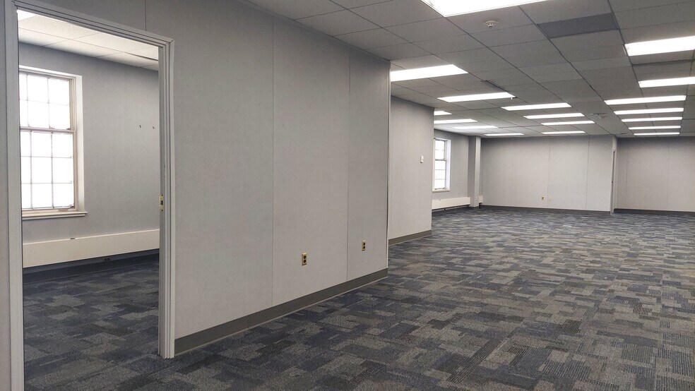 More Photos Of 4242 Carlisle Pike, Camp Hill Office For Lease