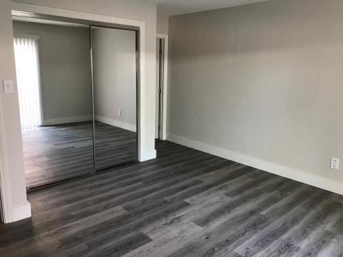 More Photos Of 200 E Wakefield Ave, Anaheim Apartments For Sale