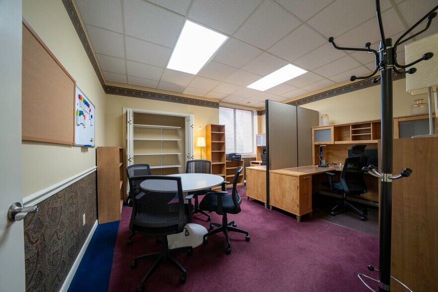 More Photos Of 3949 Evans Ave, Fort Myers Medical For Lease