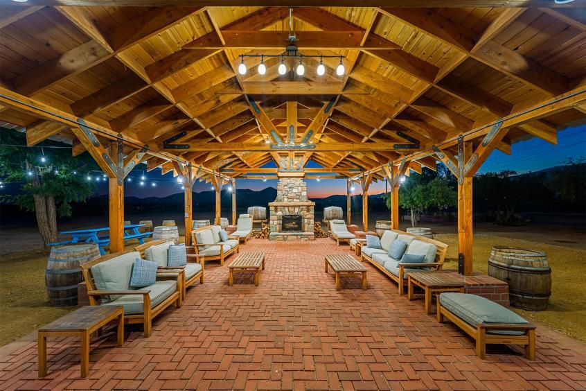 More Photos Of 9640 Sierra Hwy, Agua Dulce Winery Vineyard For Sale