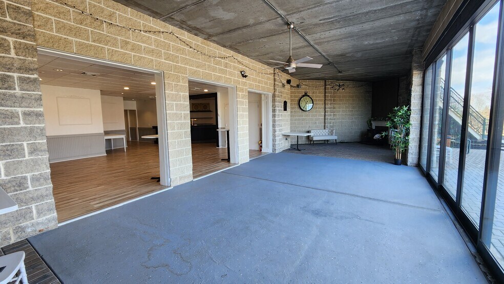 More Photos Of 2230 Fireline Rd, Palmerton Restaurant For Sale