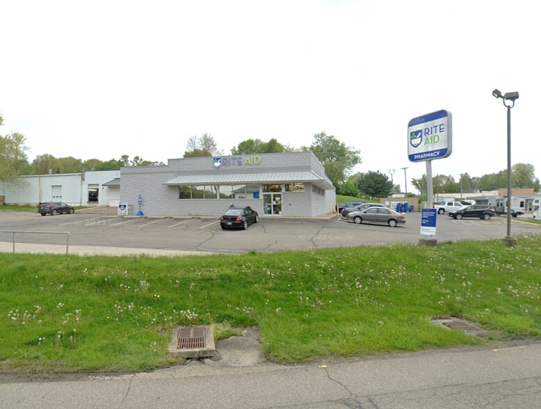 More Photos Of 117 S Main St, Fredericktown Drugstore For Sale