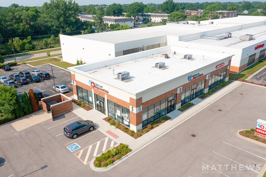 More Photos Of 1910 E Roosevelt Rd, Wheaton Freestanding For Sale