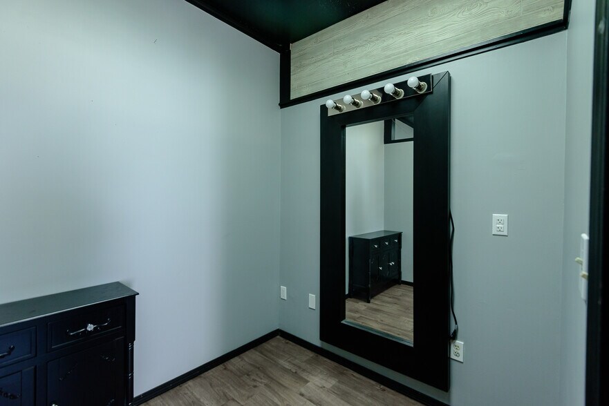 More Photos Of 573 E Huron River Dr, Belleville Freestanding For Sale