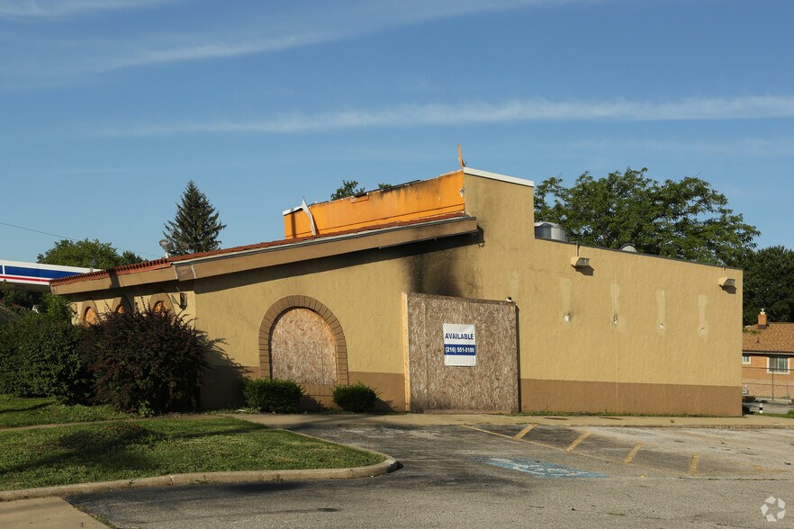 More Photos Of 4450 Rocky River Dr, Cleveland Fast Food For Lease