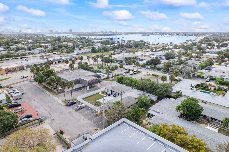More Photos Of 1200 E Blue Heron Blvd, Riviera Beach Land For Sale