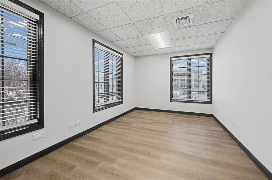 More Photos Of 50 Ela St, Barrington Medical For Lease