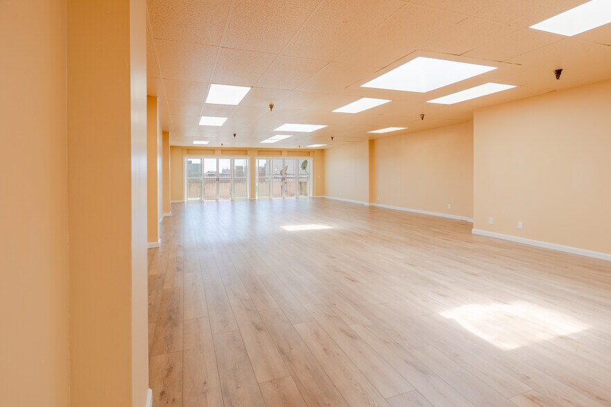 More Photos Of 328 7th St, Oakland Storefront Retail Office For Sale