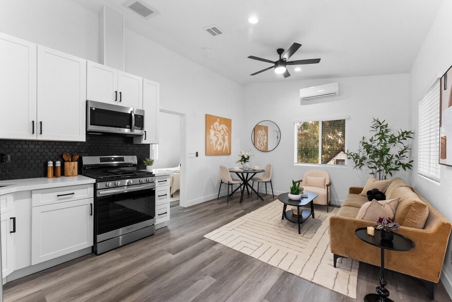 More Photos Of 832 Desty St, San Diego Apartments For Sale