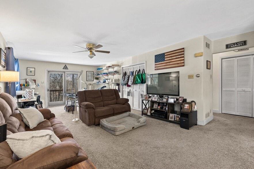 More Photos Of 309 Lynwood Ave, Jenkintown Warehouse For Sale