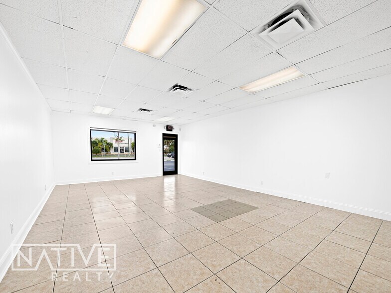 More Photos Of , Oakland Park General Retail For Sale