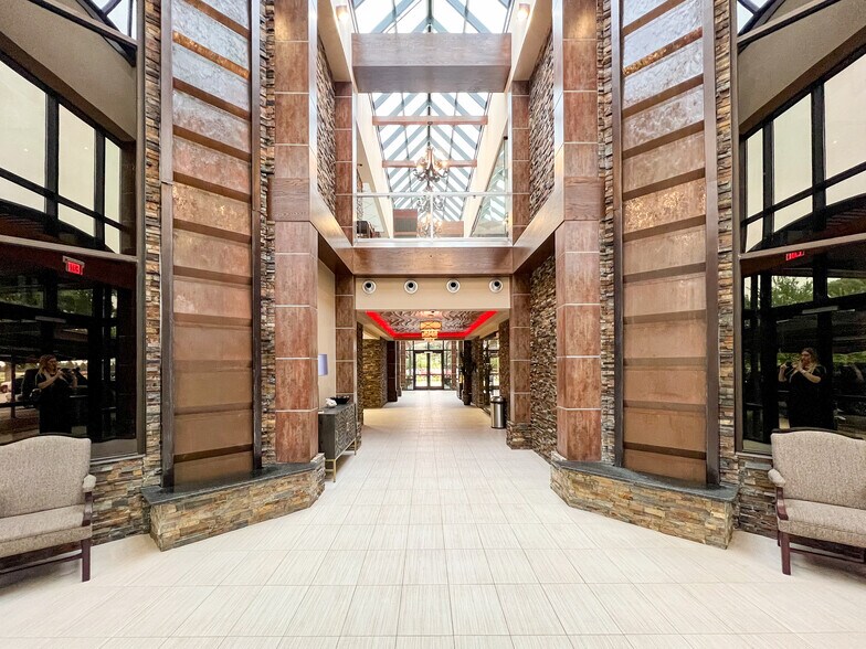 More Photos Of 3510 N A St, Midland Office For Lease