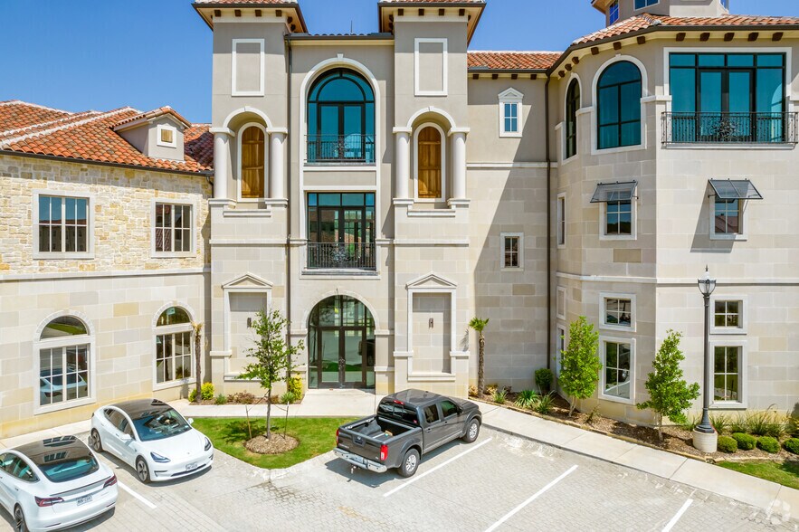 More Photos Of 210 Adriatic Pky, McKinney Office For Lease