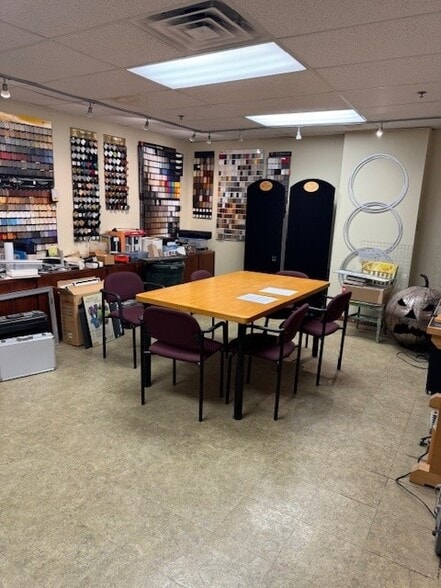 More Photos Of 1024 Garson Ave, Rochester Light Manufacturing For Sale