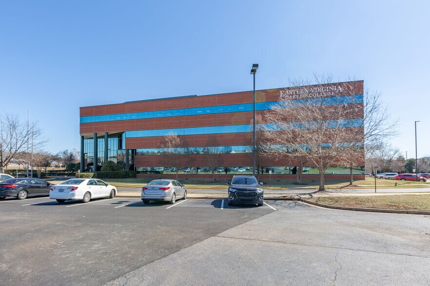More Photos Of 10304 Spotsylvania Ave, Fredericksburg Office For Lease