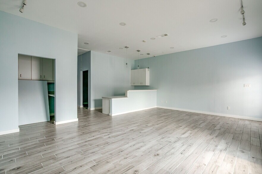 More Photos Of 11751 Alta Vista Rd, Fort Worth Medical For Lease