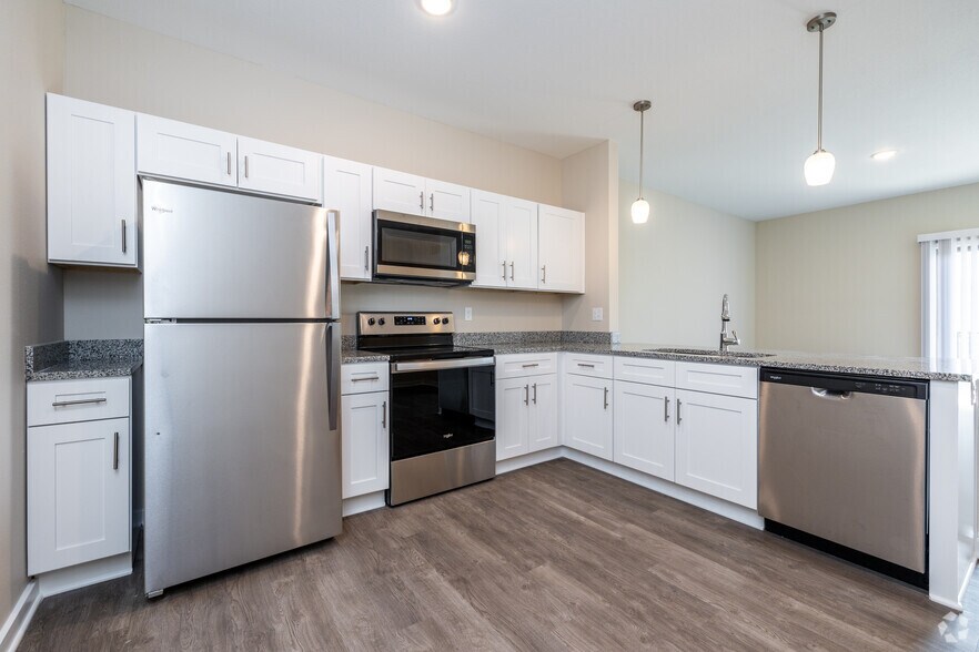 More Photos Of 13399 Charlotte St, Kansas City Apartments For Sale