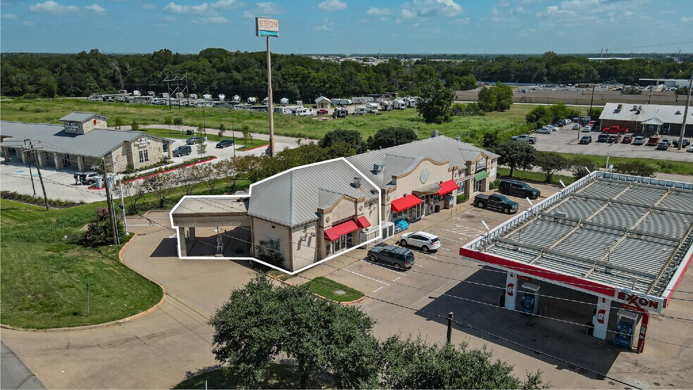 More Photos Of 3400-3402 Highway 21 E, Bryan Convenience Store For Lease