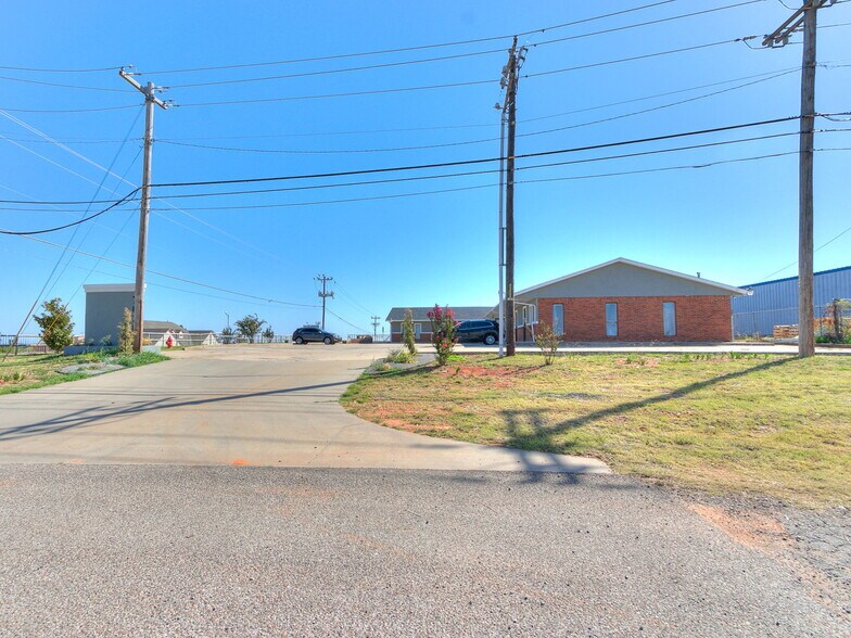 More Photos Of 7030 W Wilshire Blvd, Oklahoma City Storefront Retail Office For Lease