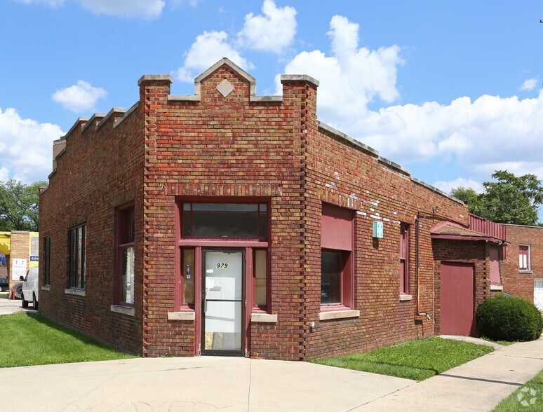 More Photos Of , Des Plaines Unknown For Sale