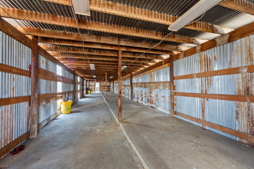 More Photos Of 27058 Mount Pleasant Rd, Columbus Winery Vineyard For Sale