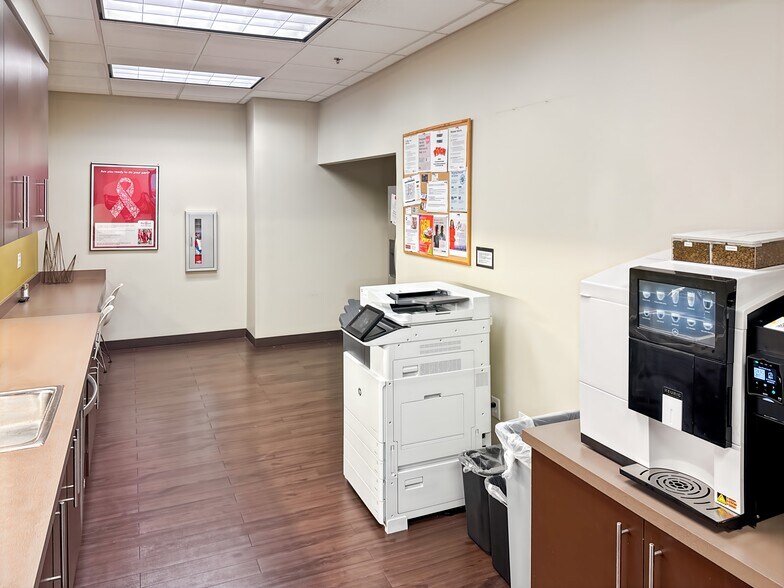 More Photos Of 301 N Main St, Baton Rouge Coworking Space