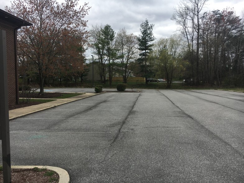 More Photos Of 3825 Leonardtown Rd, Waldorf Office For Lease