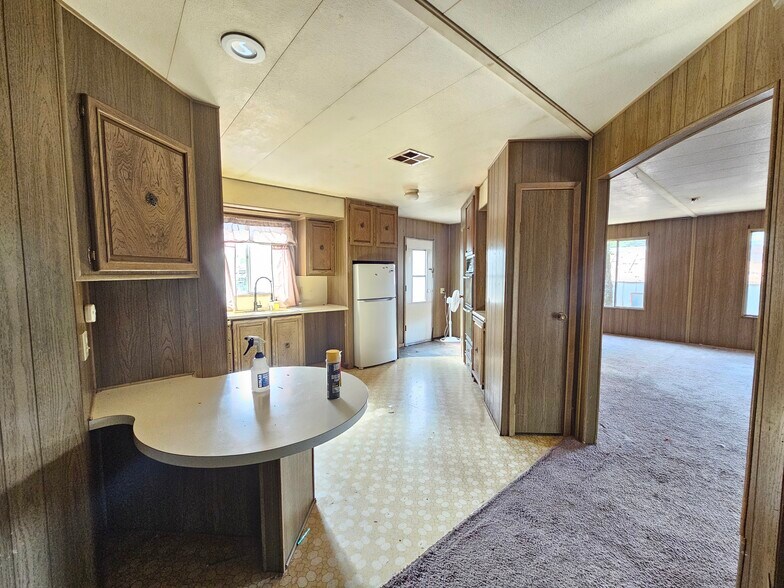 More Photos Of 21298 Calistoga rd, Middletown Storefront Retail Residential For Sale