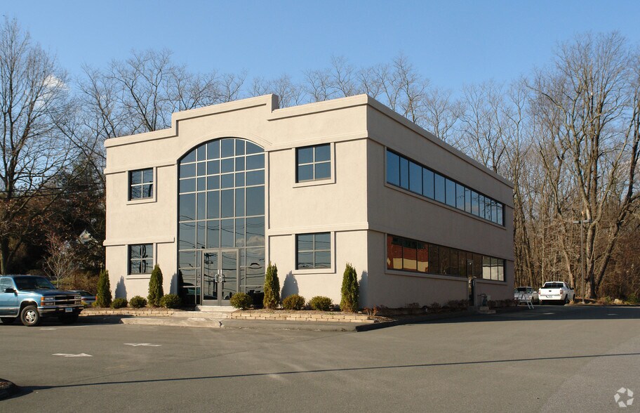 More Photos Of 282 State St, North Haven Office For Lease