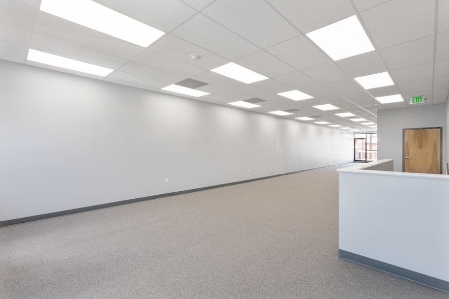 More Photos Of 6810 Eastern Ave, Baltimore Storefront Retail Office For Lease