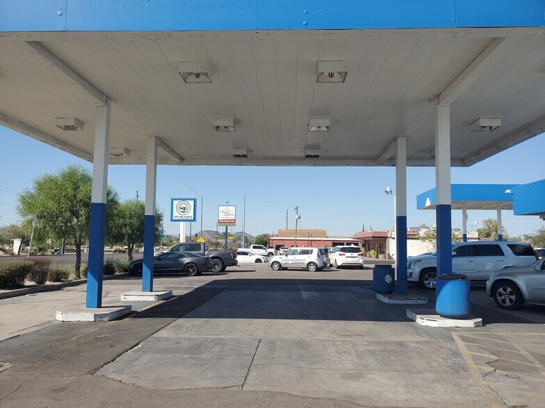 More Photos Of 2550 W Deer Valley Dr, Phoenix Auto Dealership For Sale