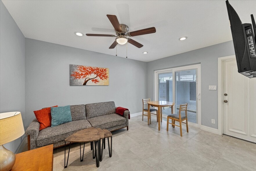 More Photos Of 1236 13th St, Sarasota Apartments For Sale