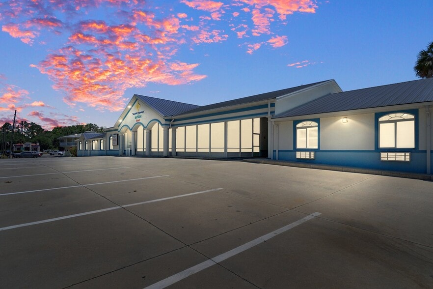 More Photos Of 311 NE 4th Ave, Crystal River Healthcare For Lease