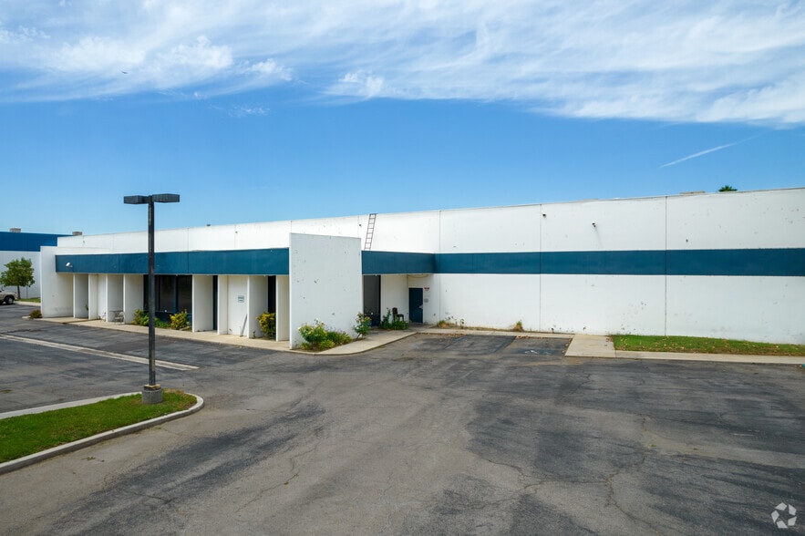 More Photos Of 6727 Columbus Ave, Riverside Manufacturing For Lease