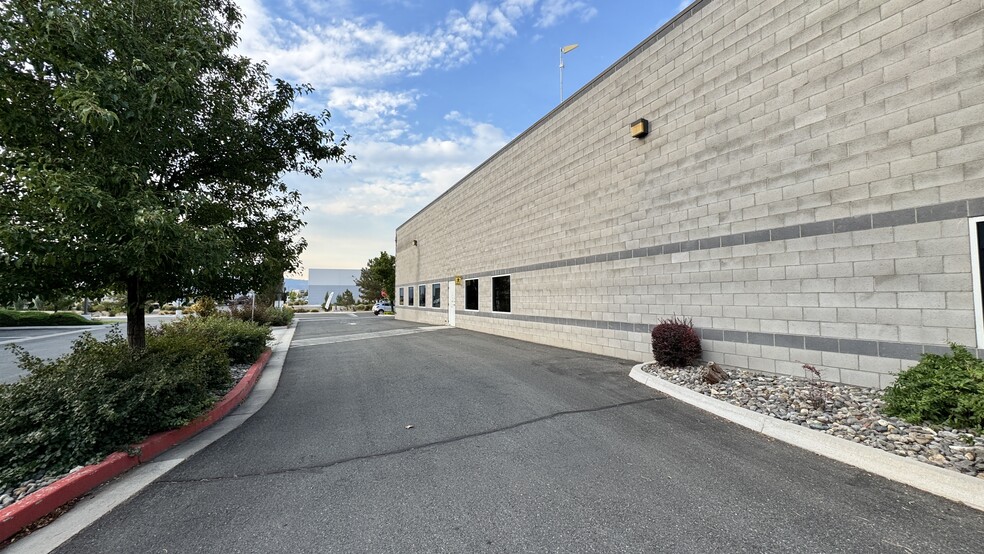 More Photos Of 891 Trademark Dr, Reno Showroom For Sale