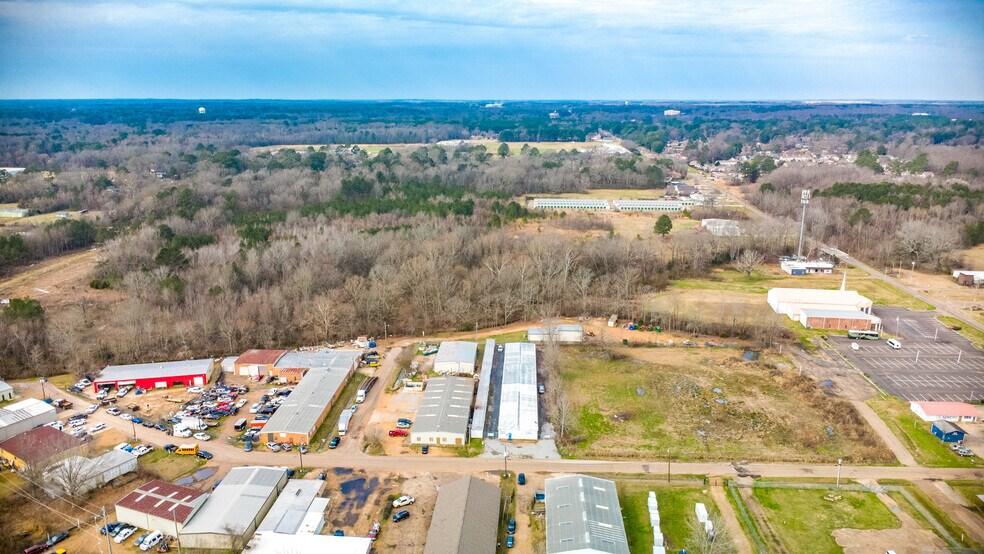 More Photos Of 5849 N Commerce Plz, Jackson Self Storage For Sale