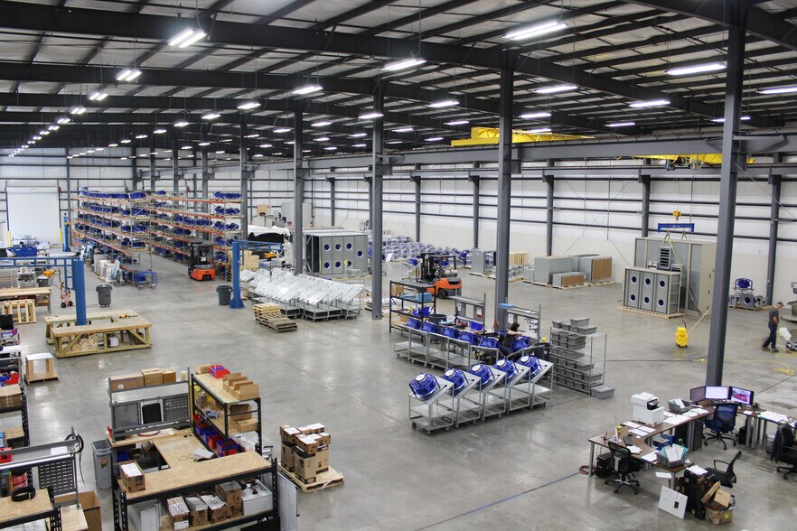 More Photos Of 4010 Deerpark Blvd, Elkton Manufacturing For Sale