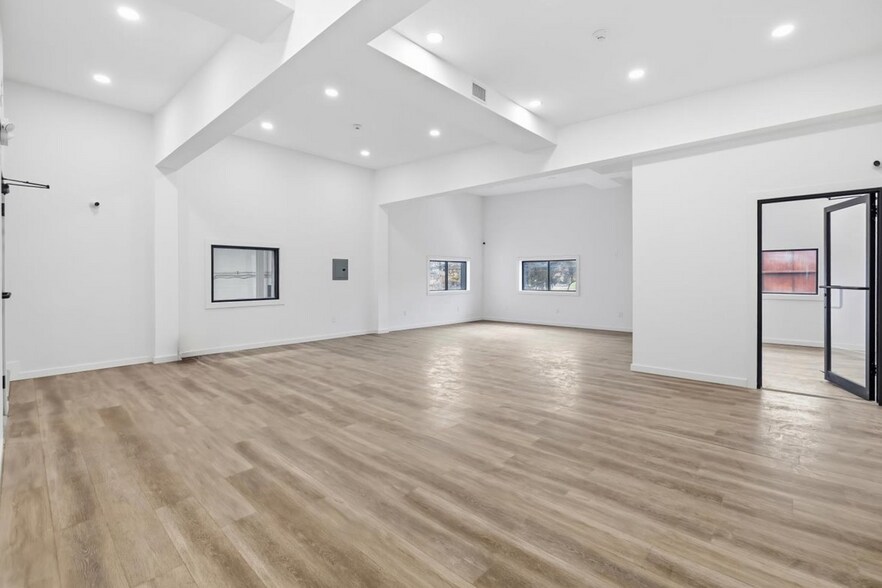 More Photos Of 470 Belleville Tpke, North Arlington Warehouse For Sale