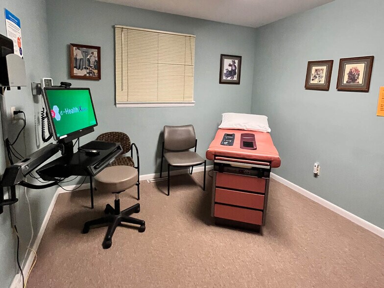 More Photos Of 34 Fawn Dr, Quarryville Office For Sale
