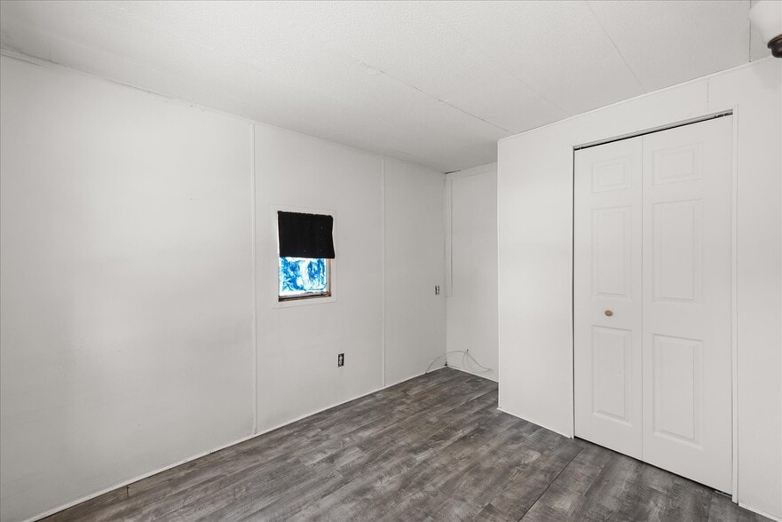 More Photos Of 380 San Jose St, North Fort Myers Manufactured Housing Mobile Home Park For Sale