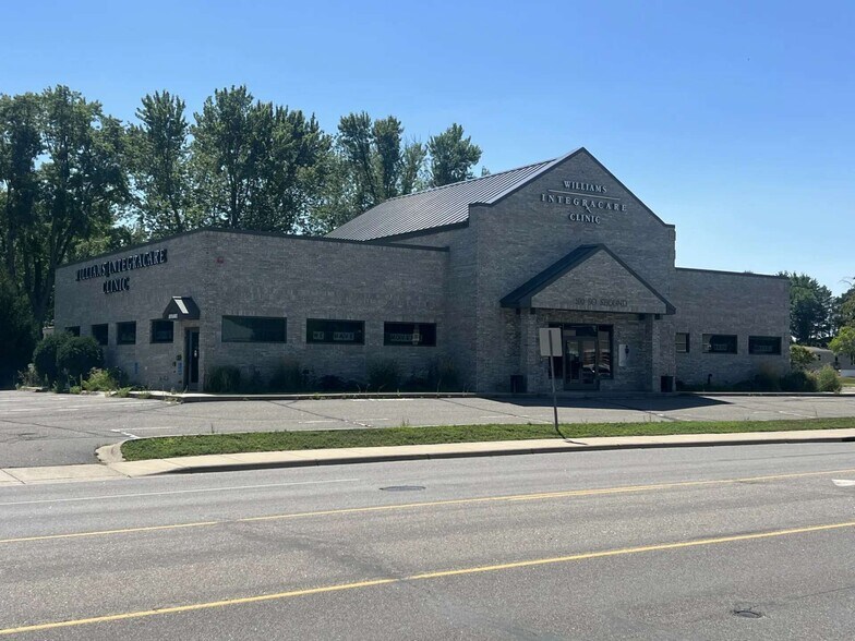More Photos Of 100 2nd St S, Sartell Medical For Sale