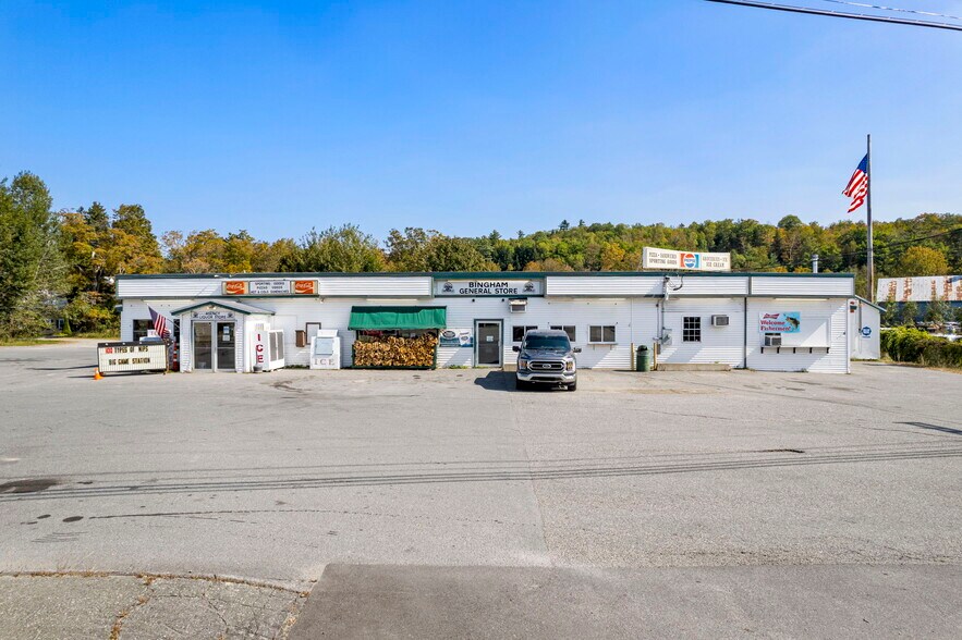 More Photos Of 409 Main St, Bingham Convenience Store For Sale