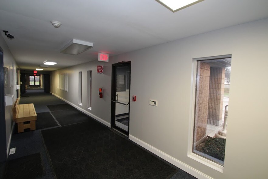 More Photos Of 2211 Lyell Ave, Rochester Medical For Lease