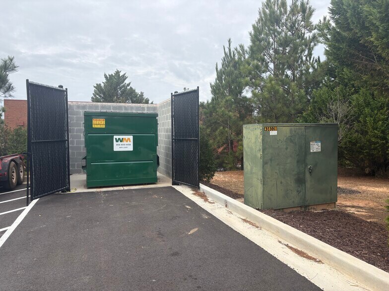 More Photos Of 4105 Commerce Street, Flowery Branch Light Manufacturing For Lease