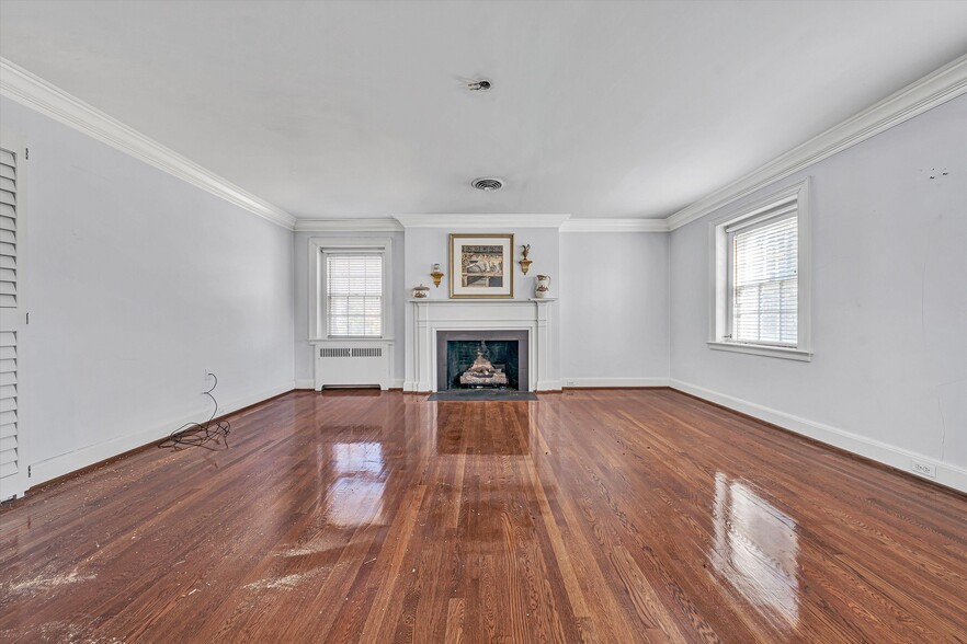 More Photos Of 934 Commander Dr, Roanoke Specialty For Sale