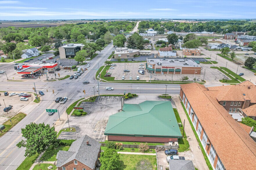 More Photos Of 301 E Champaign Ave, Rantoul Freestanding For Lease